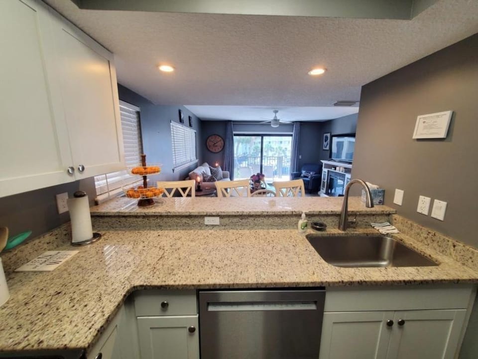 Ocean Villas 6 condo Apartment in Saint Augustine Beach