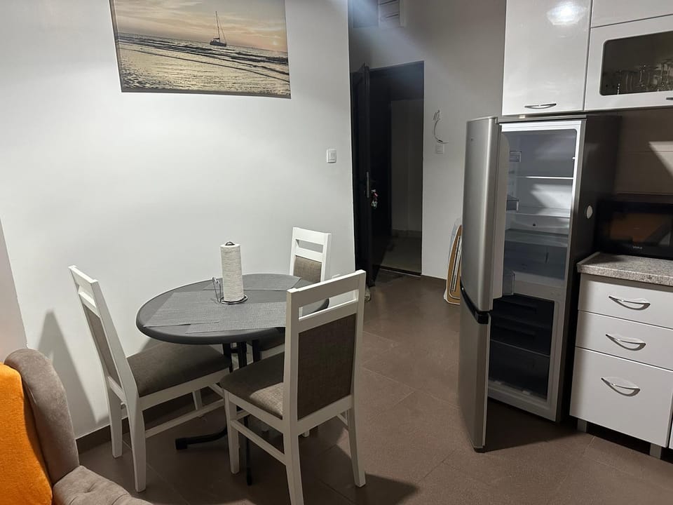 Joli appartement neuf à Bijela ! Appart numéro 3 Apartment in Kotor Municipality