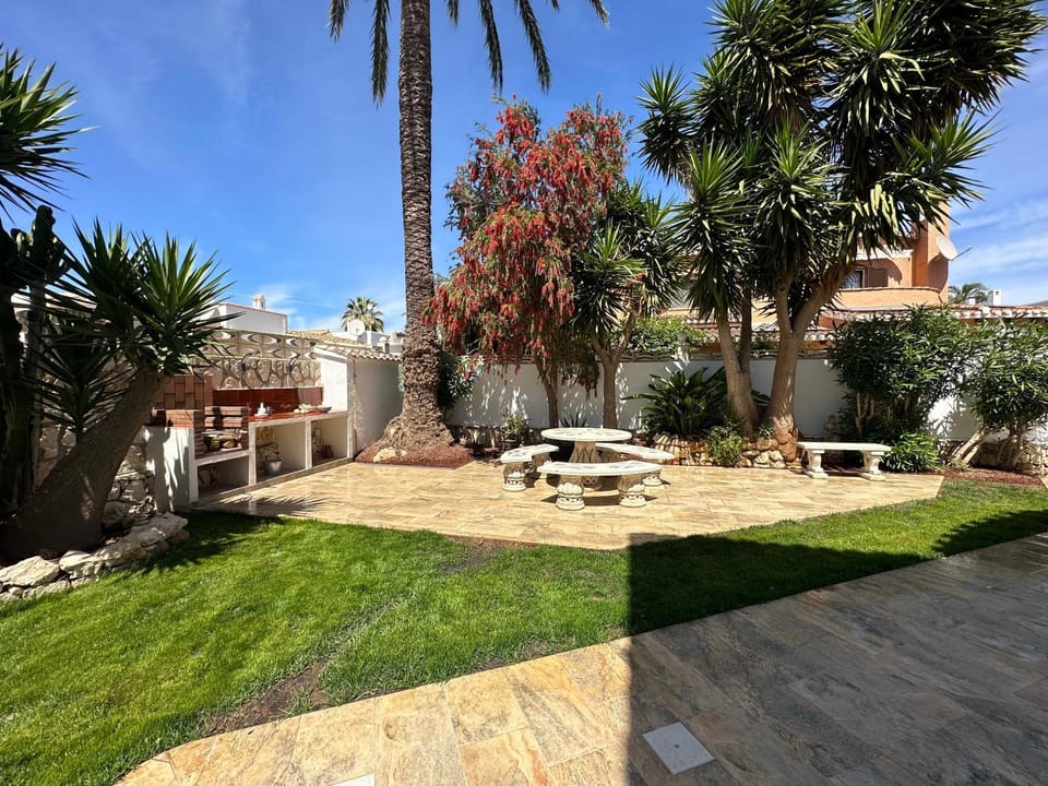 Garden, Balcony/Terrace