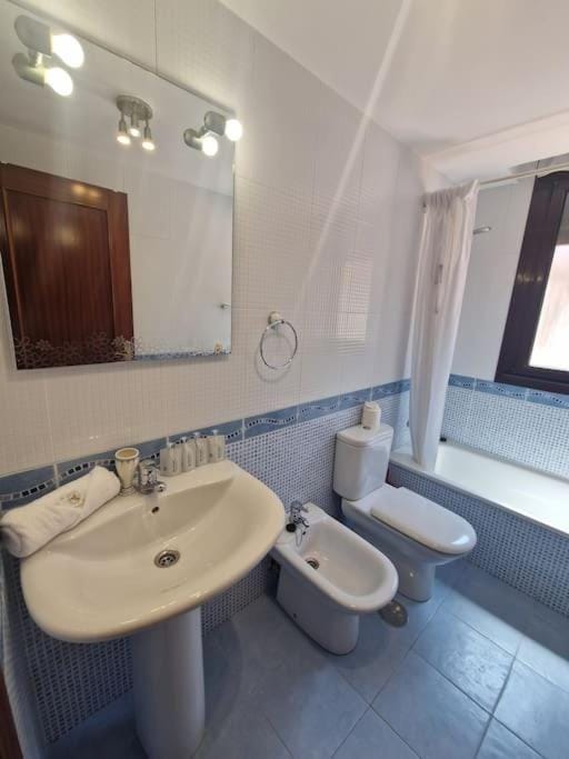 187A Apto terraza y garaje by R2R Consulting Apartment in Gijón