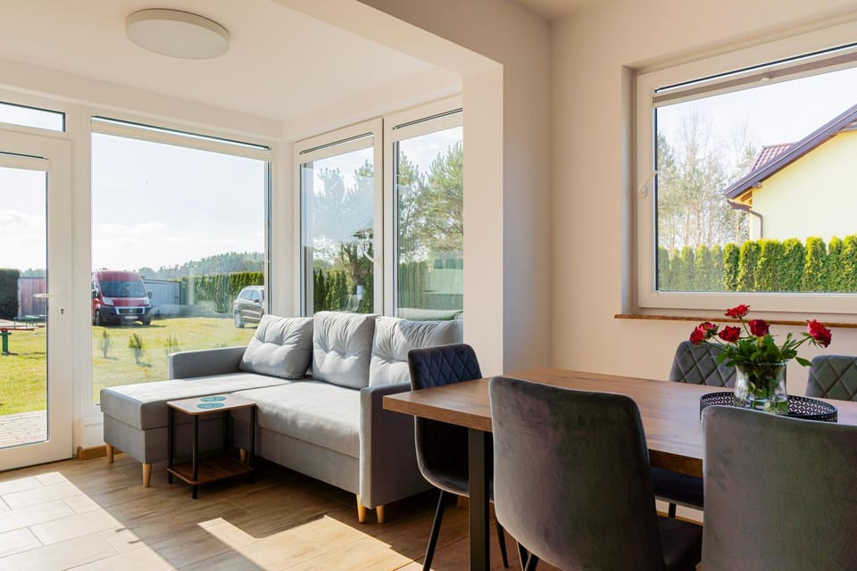 Patio, Day, Natural landscape, Garden, View (from property/room), Balcony/Terrace, Living room, Seating area, Dining area, Garden view