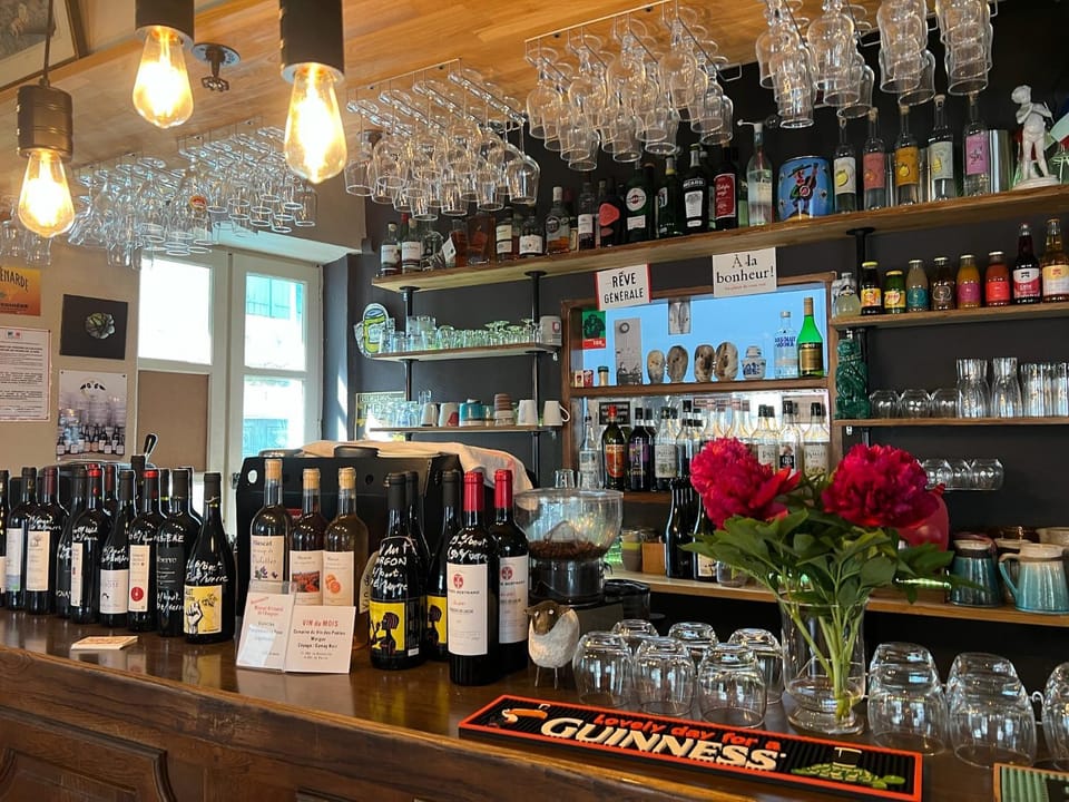 Lounge or bar