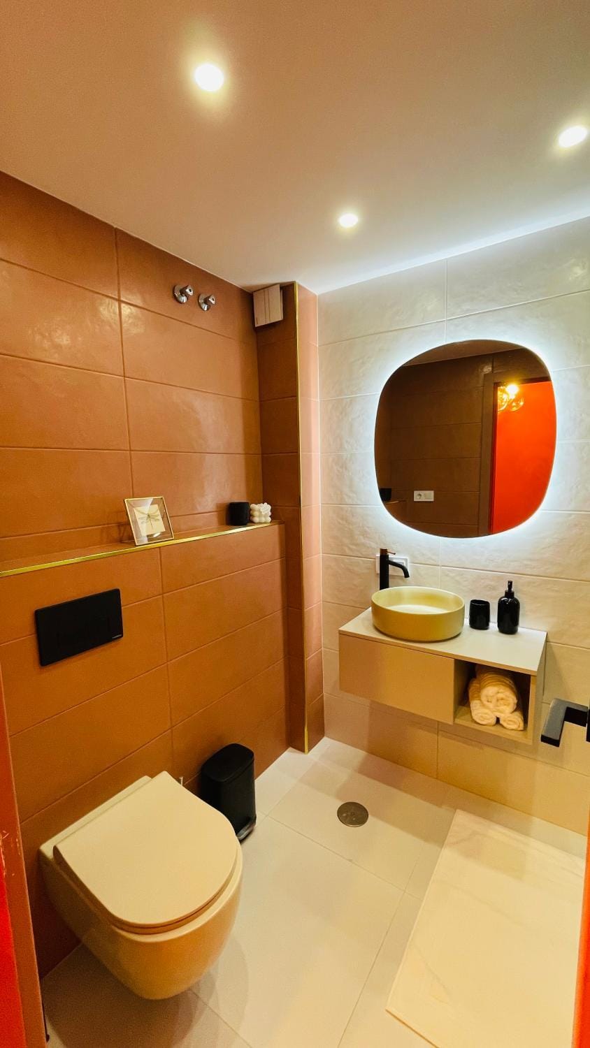 Toilet, Bathroom