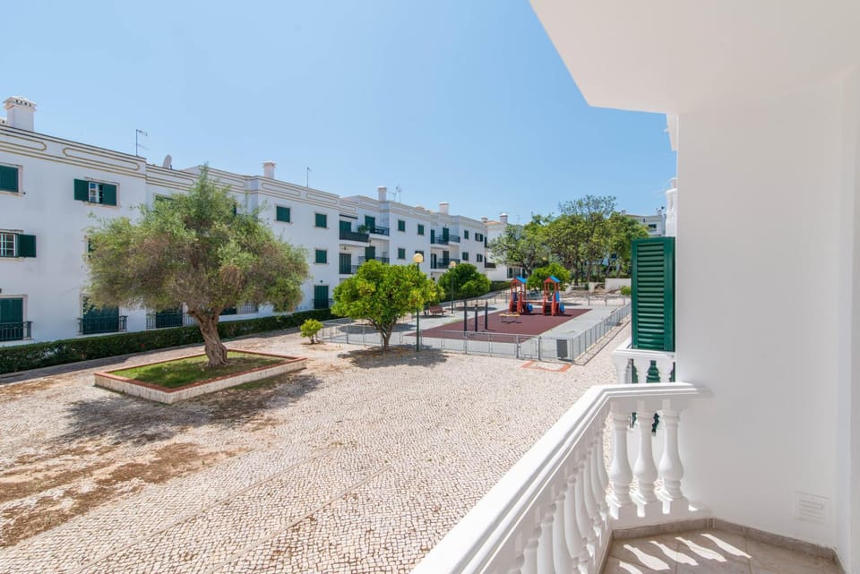 Day, Balcony/Terrace