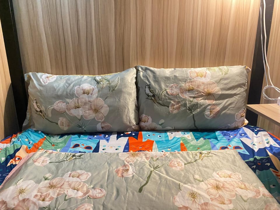 Bed, Photo of the whole room