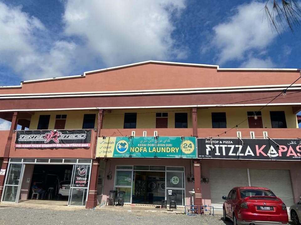 Beach, Parking