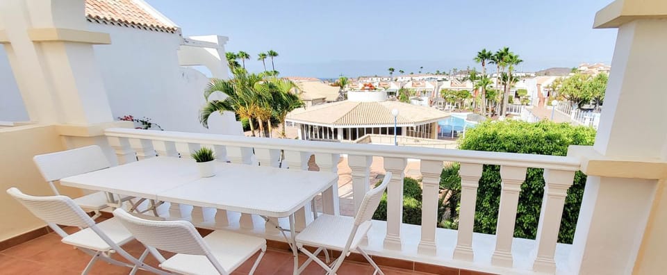 Balcony/Terrace, Balcony/Terrace, Pool view