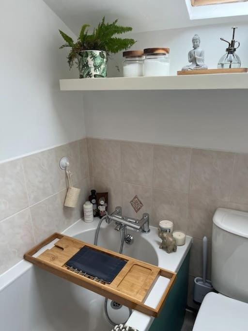 Toilet, Bathroom