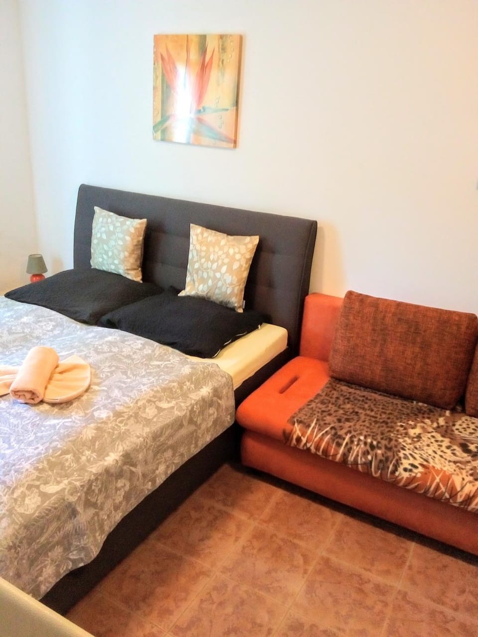 Bed, Photo of the whole room, Bedroom, Family