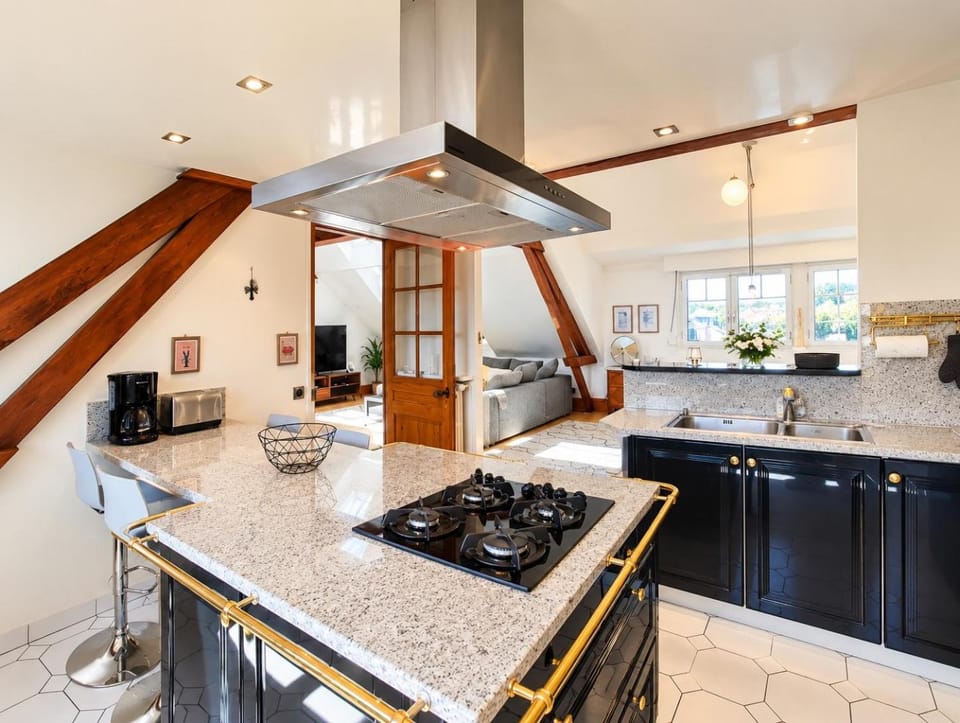 La Belle Vue - Loft spacieux avec parking privé à Étretat Apartment in Étretat