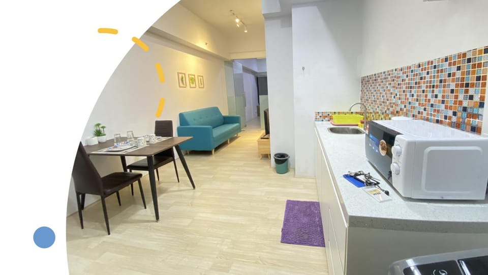 TV and multimedia, Kitchen or kitchenette, Living room, Seating area, Dining area, hair dresser, minibar