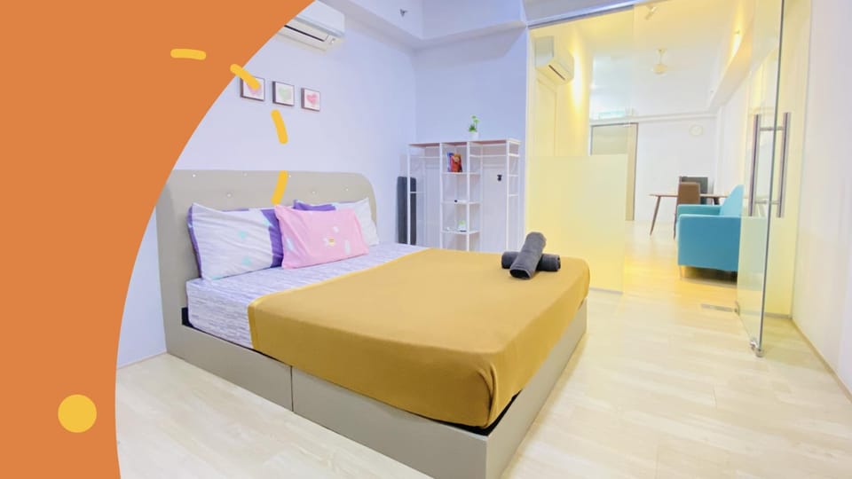 Bed, Photo of the whole room, Bedroom, wardrobe, air conditioner