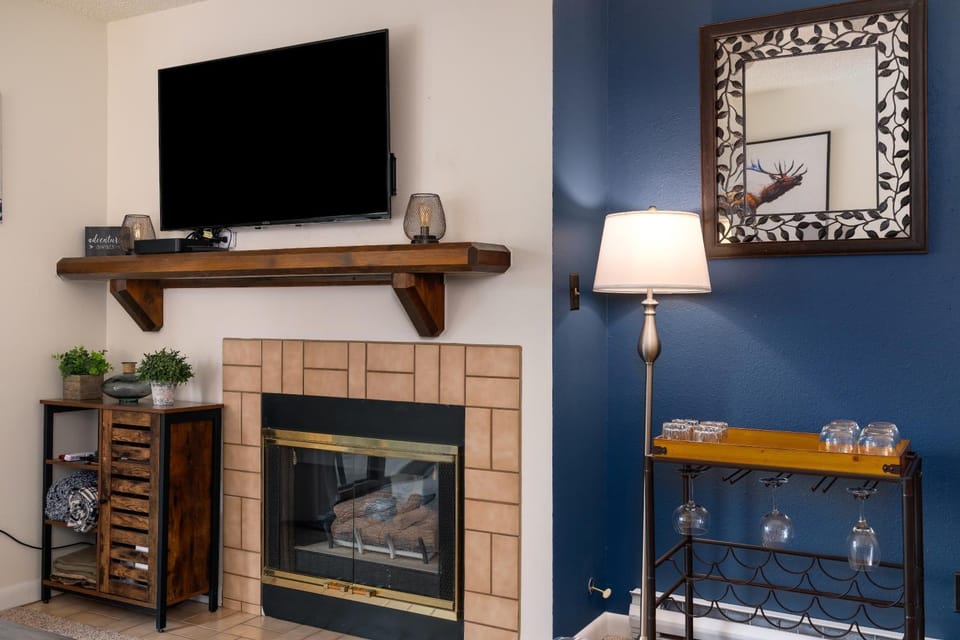 TV and multimedia, Decorative detail