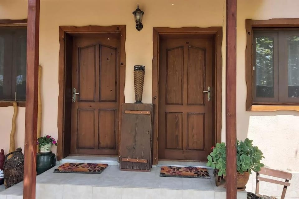 Къща за гости в селска местност House in Blagoevgrad Province