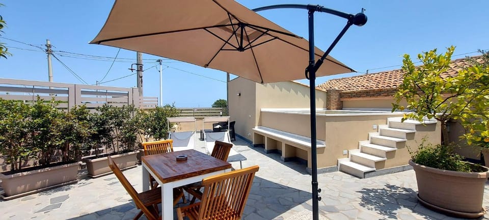 Inner courtyard view