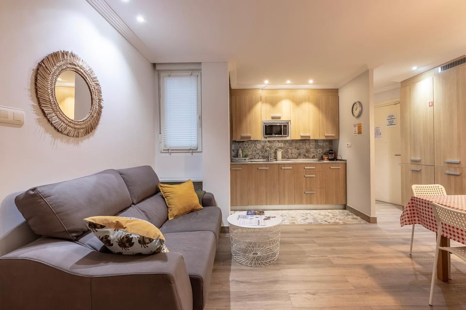 Kitchen or kitchenette, Living room