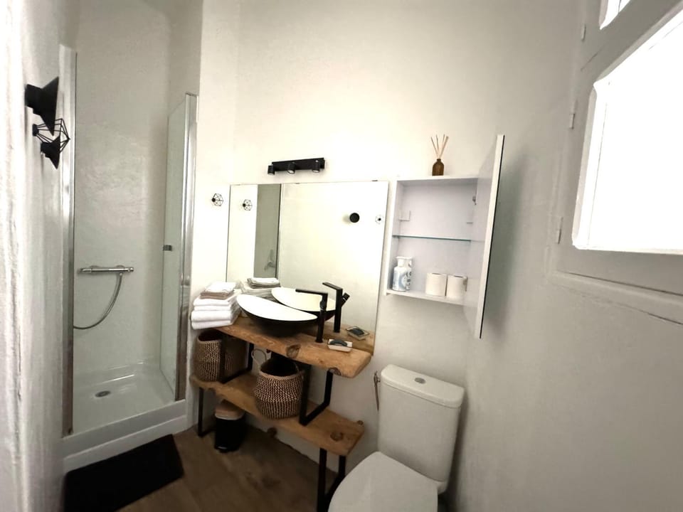 Studio 3 pers coeur de village Bormes les Mimosas Apartment in Bormes-les-Mimosas