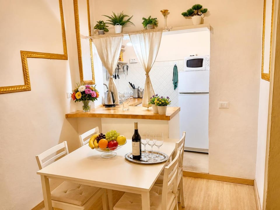 Lovely and cozy central apartment in the best position Apartment in Florence