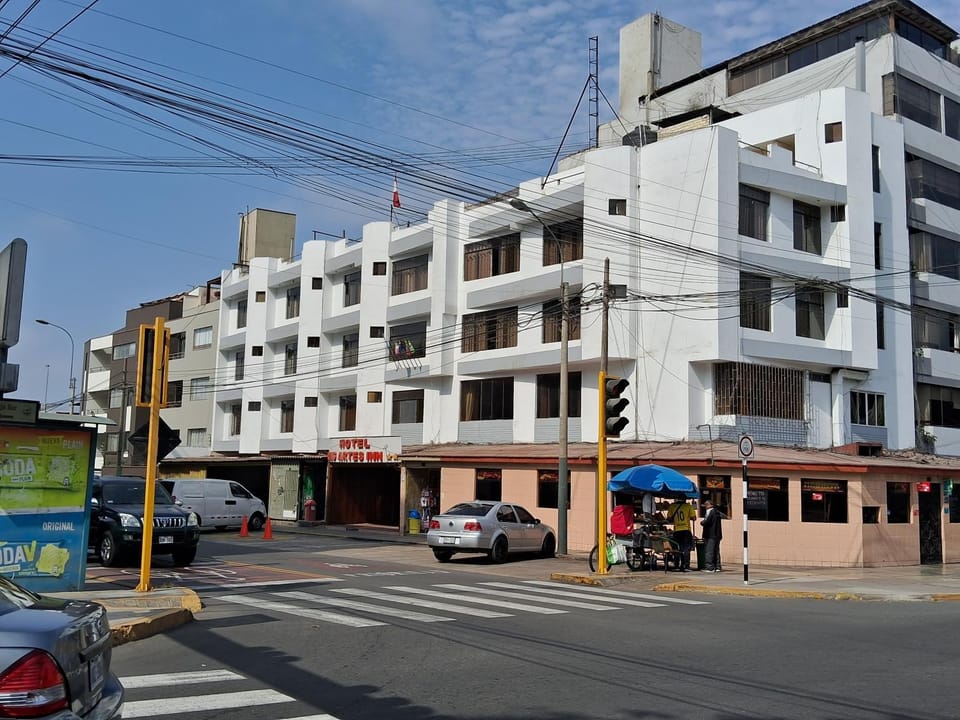 LAS ARTES INN Hotel in San Borja