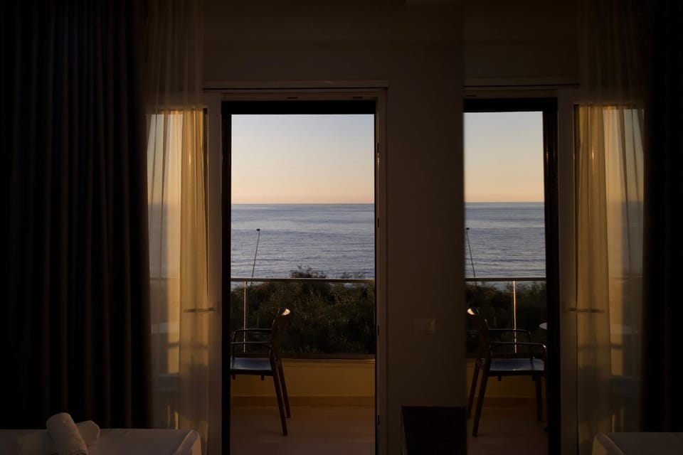 Natural landscape, View (from property/room), Balcony/Terrace, Sea view