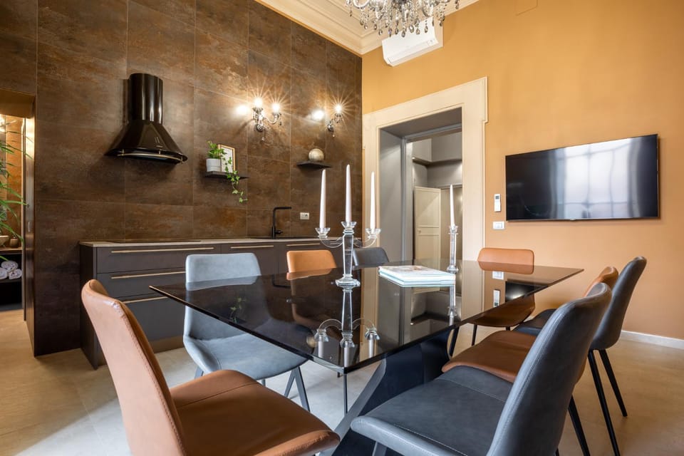 TV and multimedia, Living room, Dining area