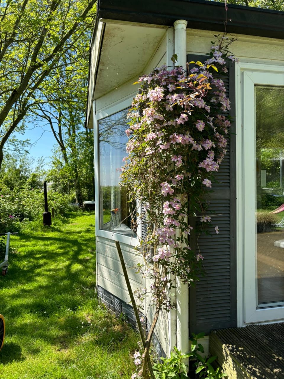 Chalet in Heeg aan het water Chalet in Friesland, Netherlands