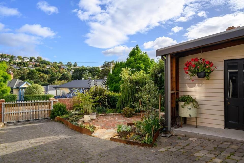Macquarie Street Stable Hobart Apartment in Tasmania