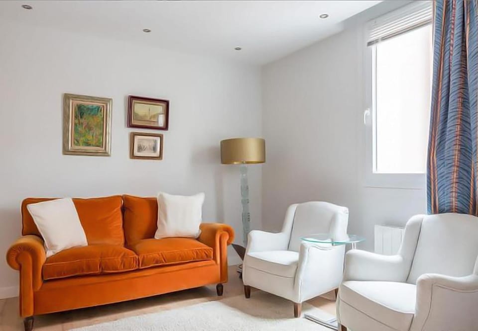 Communal lounge/ TV room, Living room