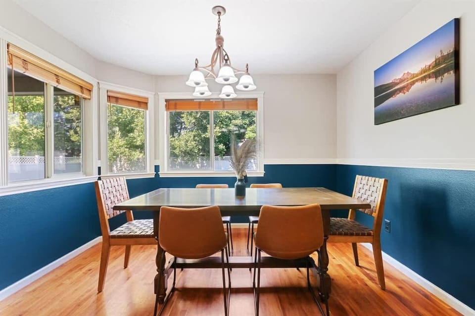 Family home in desirable neighborhood with pool ac House in Meridian