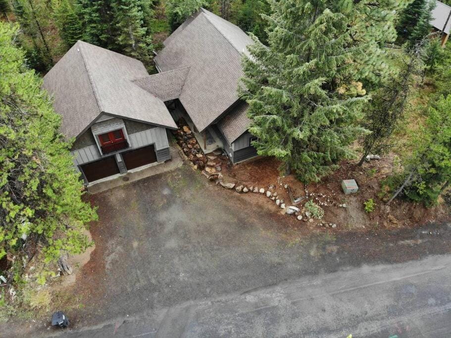 Magic McCall Cabin and Studio for Larger Groups wi Cabin in McCall