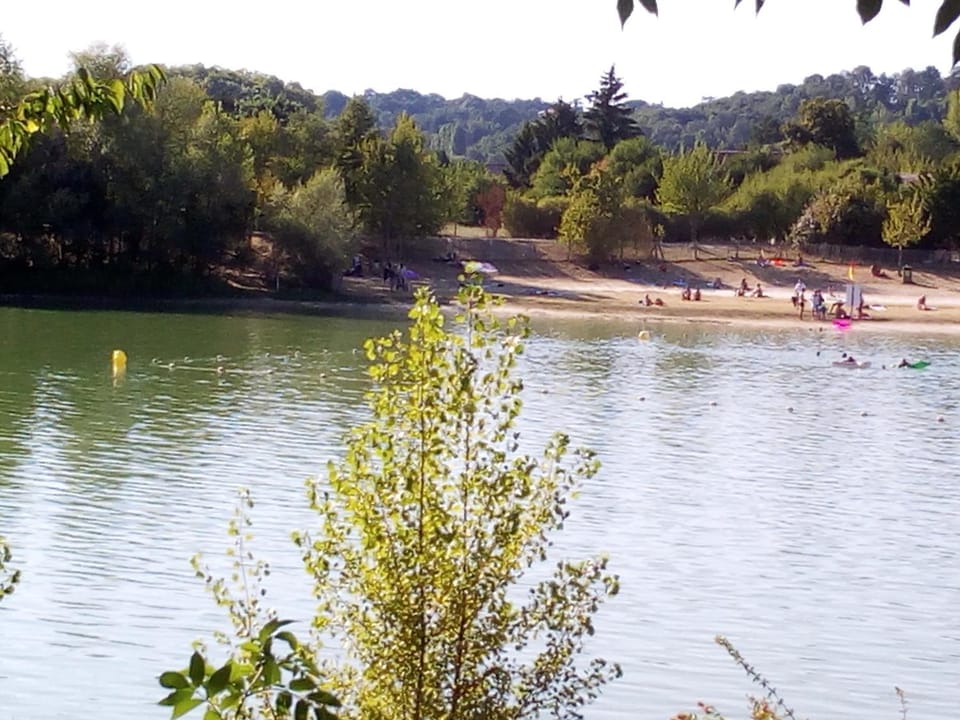 T2 36 m2 Près du lac, Parc 55 hectares accessible à pied ! Apartment in Bergerac