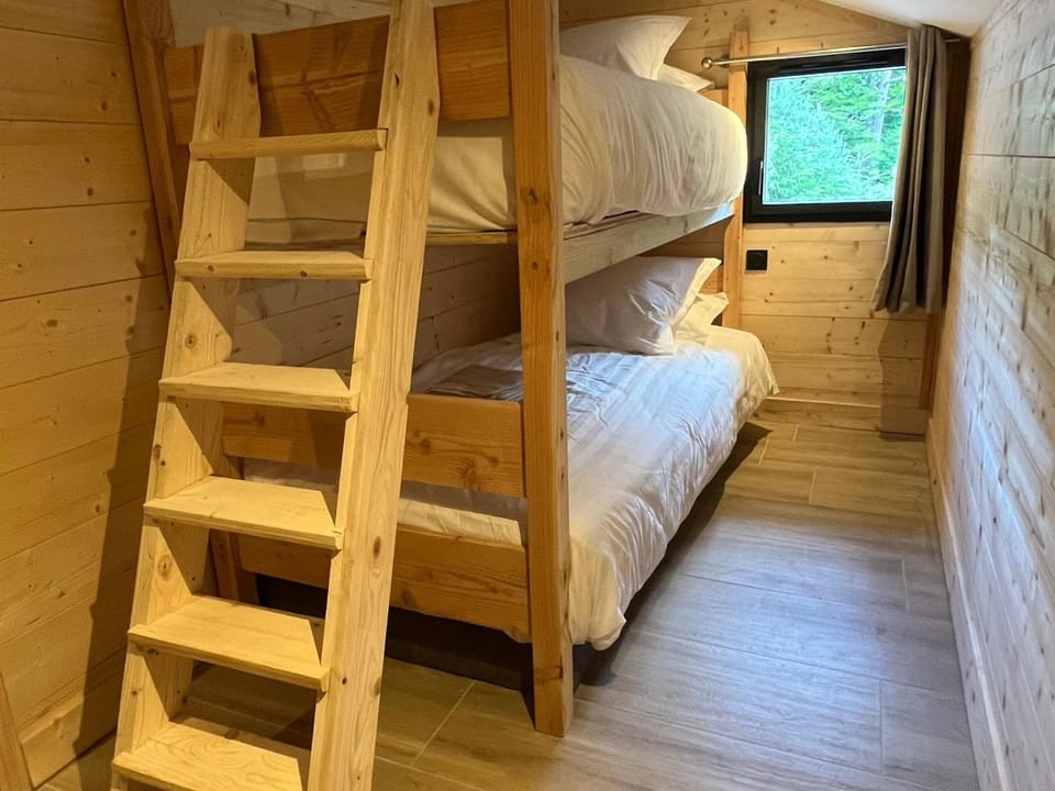 Lodge de luxe avec bain à remous, salle de sport, piscine, et options spa et golf - FR-1-582-381 House in Provence