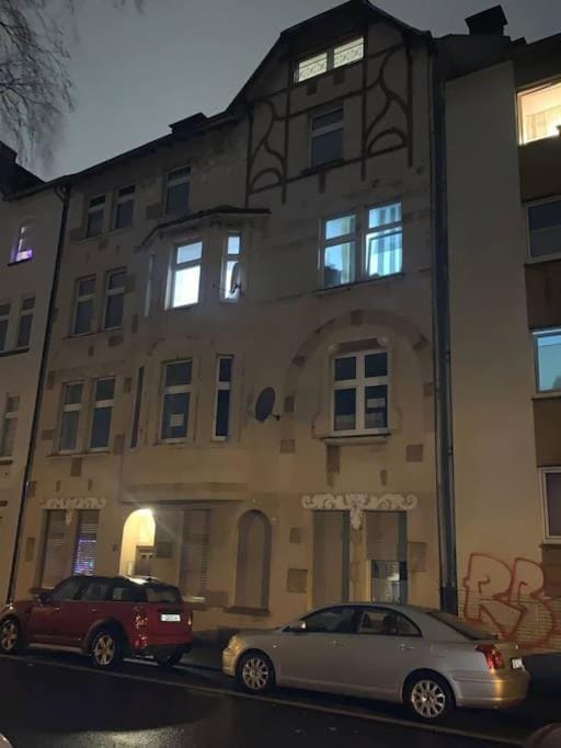 3 Zimmer Mietwohnung nähe HBF Apartment in Essen