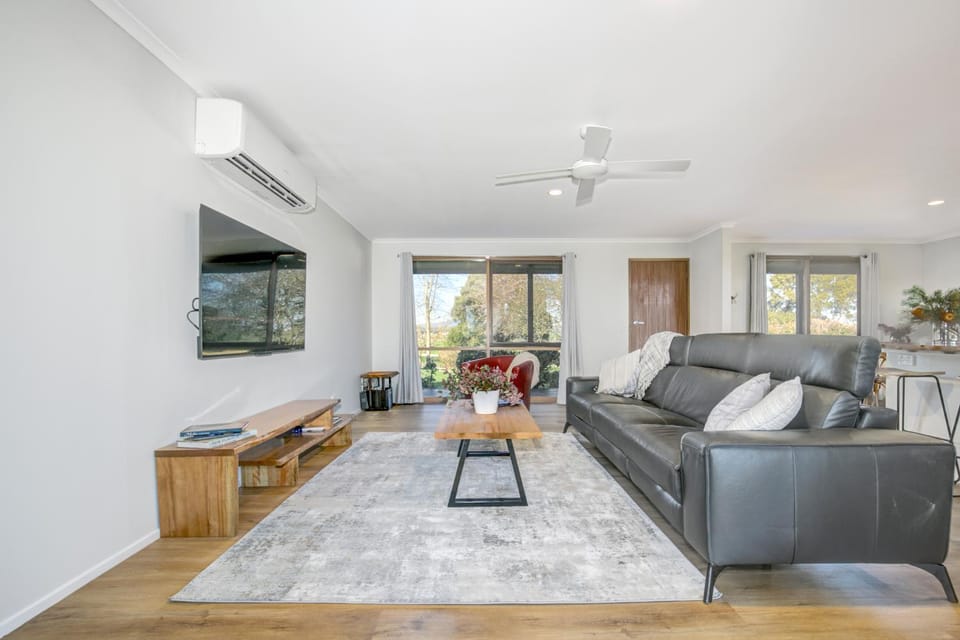 Yering Park Cottage House in Melbourne