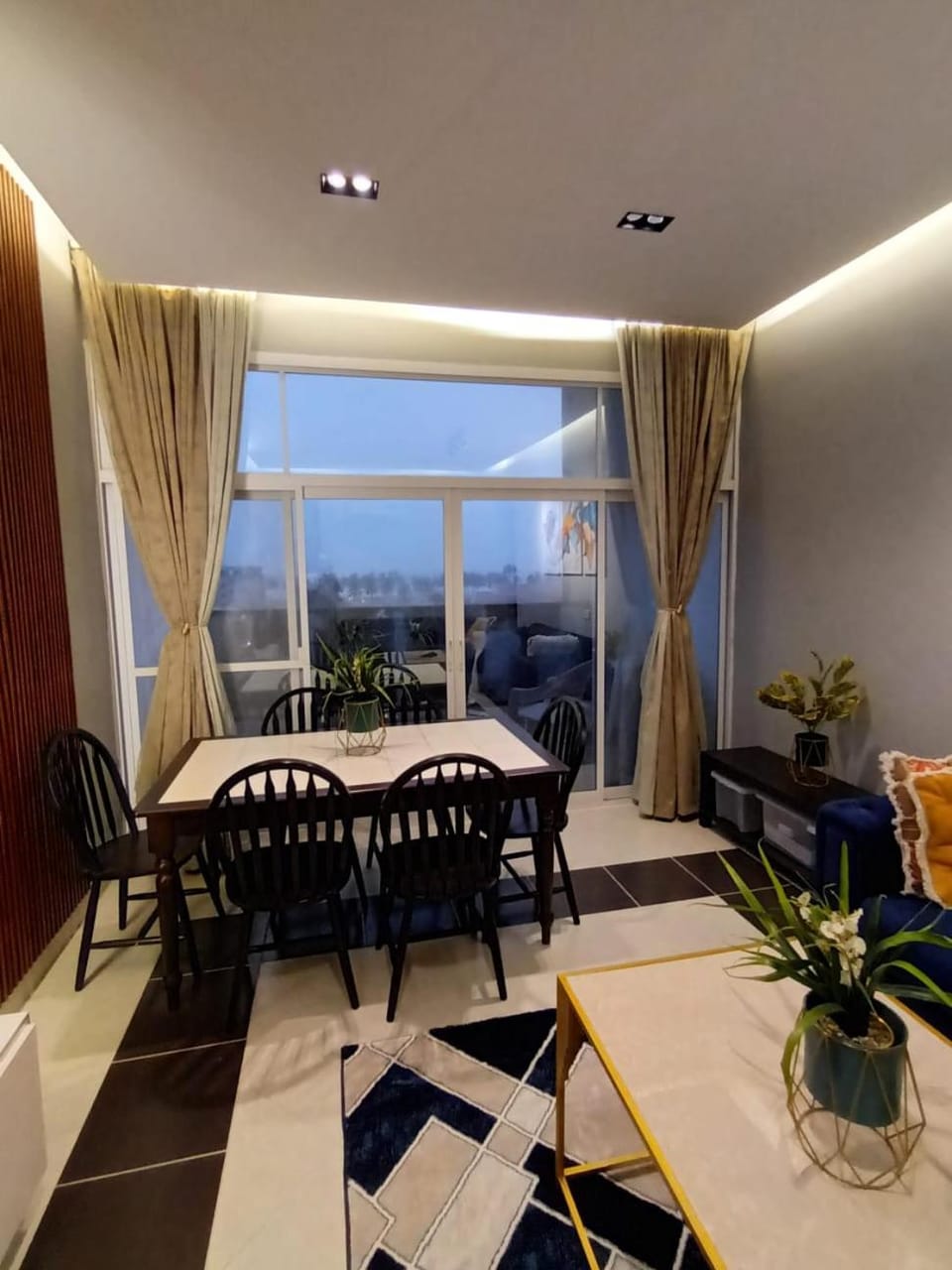 Beach Front Apartment Apartment in Oman
