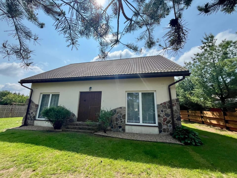 Property building, Day, Garden