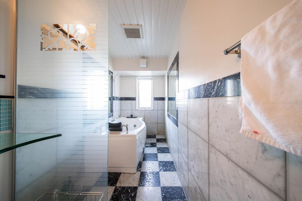 Shower, Bathroom, Bath