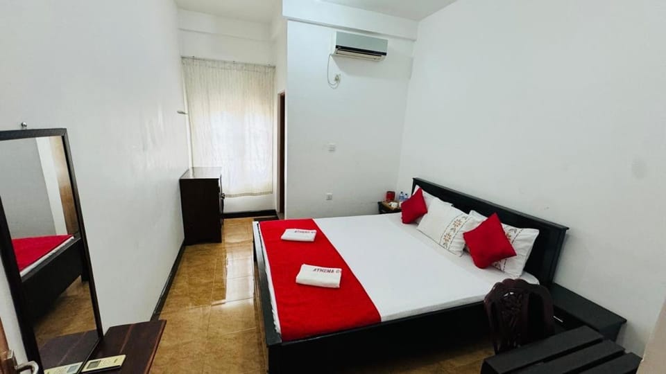 Athena Guest House Bed and Breakfast in Sri Lanka