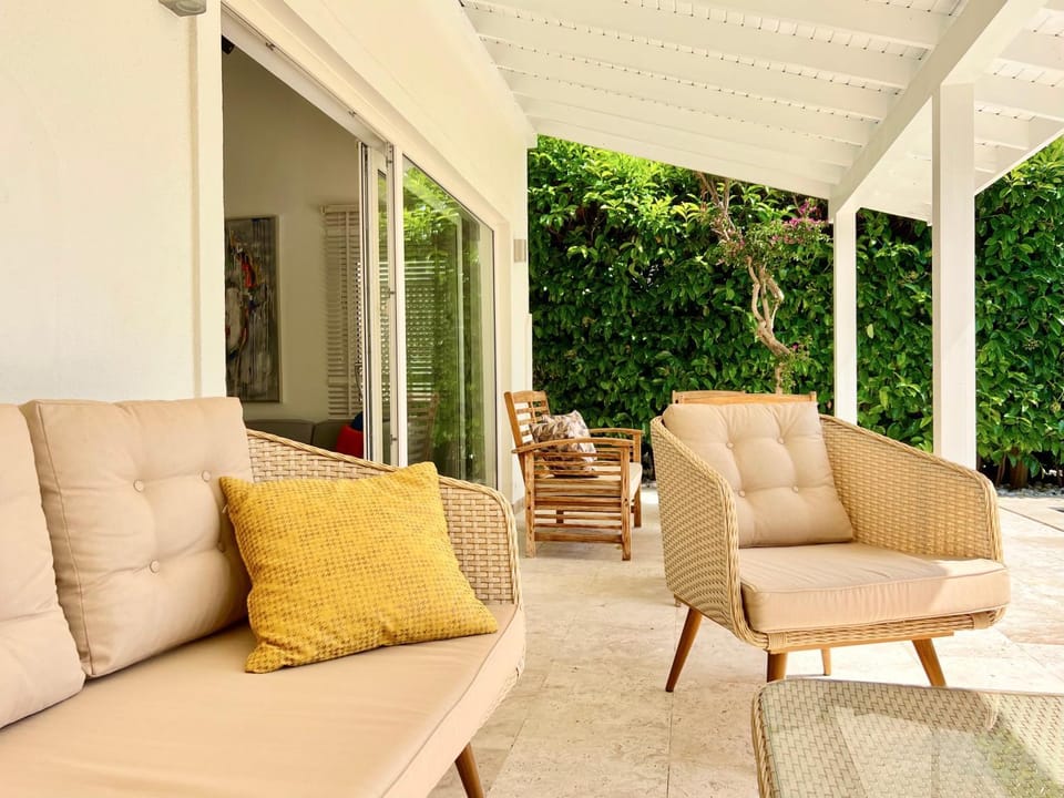 Patio, Day