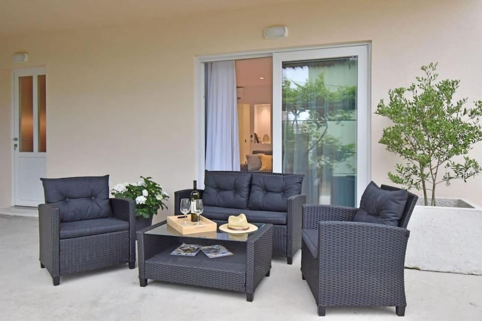 Garden, Garden view
