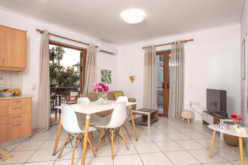 Beach apartment next to the temple of Hera Apartment in Samos, Greece
