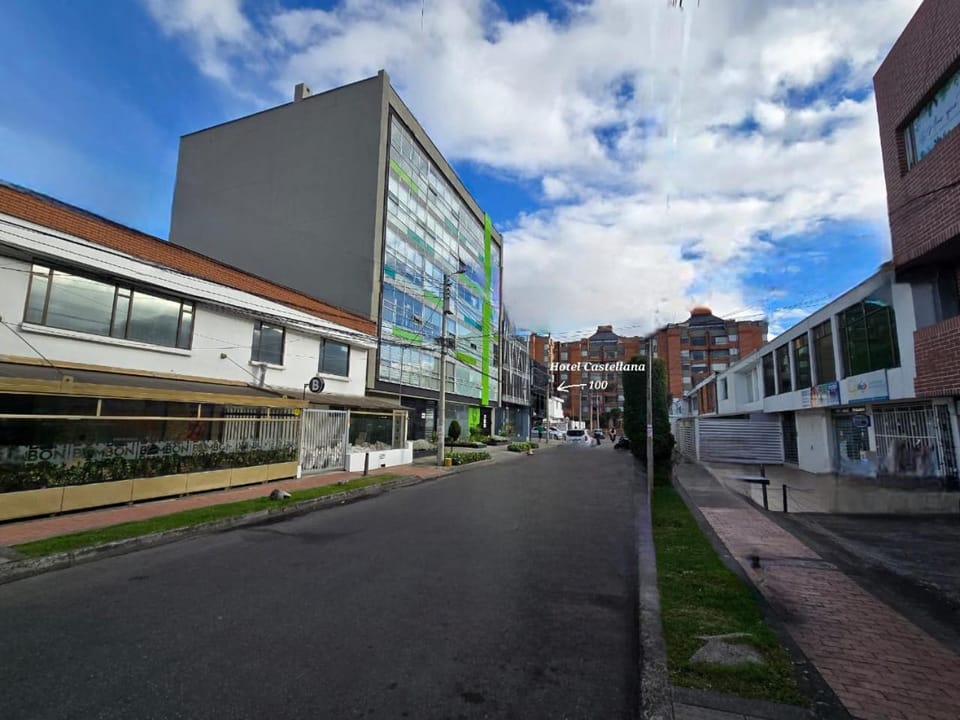 Day, Location