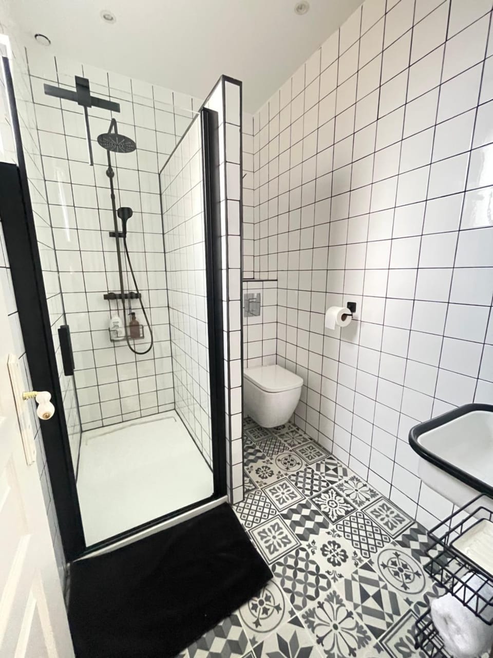 Shower, Bathroom