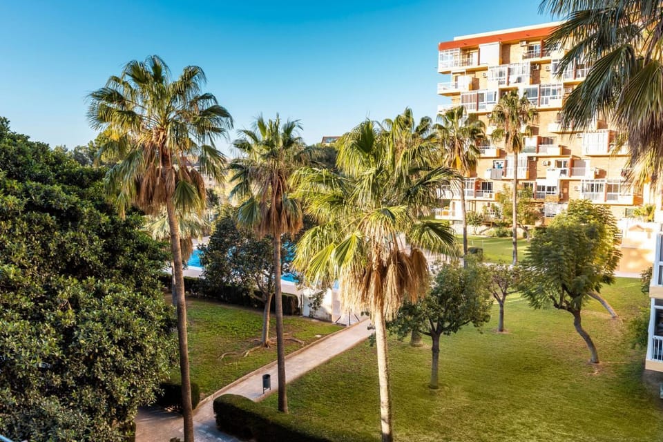 Garden view, Garden view