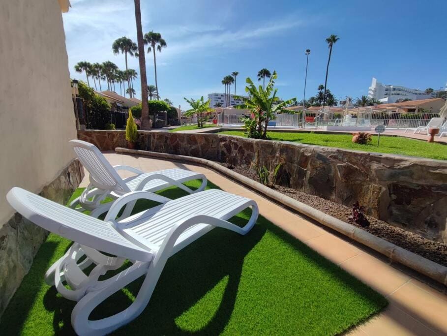 Garden view, sunbed