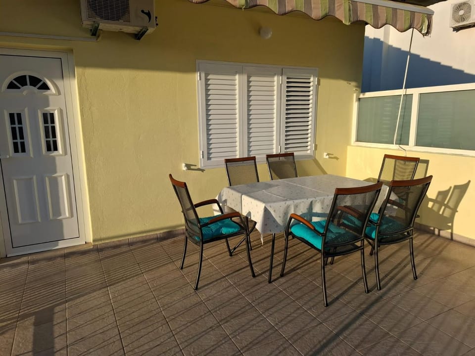 Balcony/Terrace, Balcony/Terrace