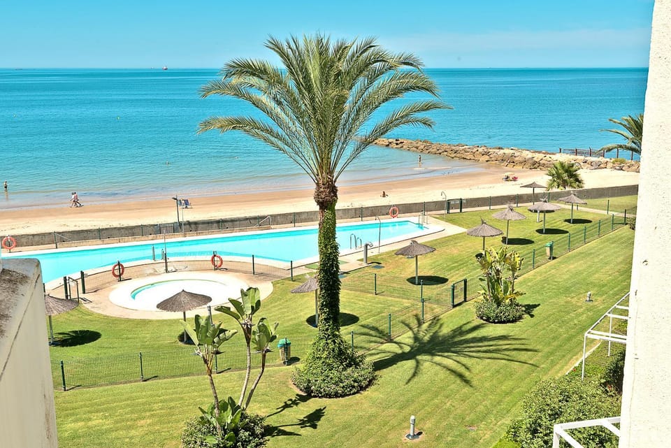 Garden, Garden, Beach, Garden view, Garden view, Pool view, Sea view, Swimming pool