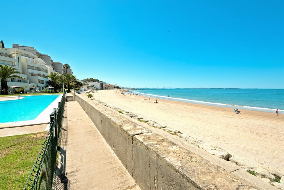 Beach, Pool view, Sea view, Swimming pool