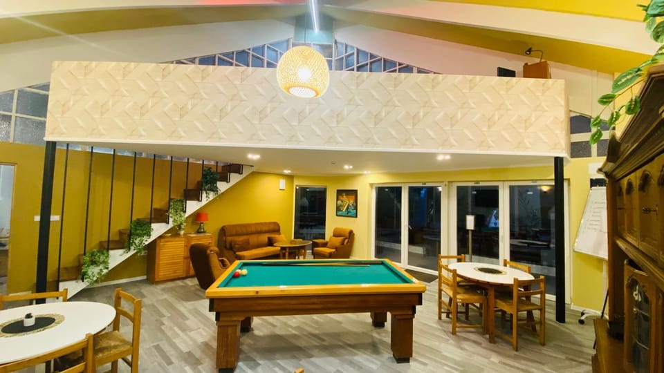 Communal lounge/ TV room