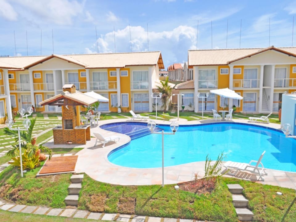Property building, Day, Swimming pool